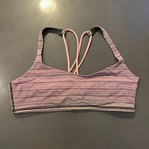 Lululemon Free to Be Bra Size 10